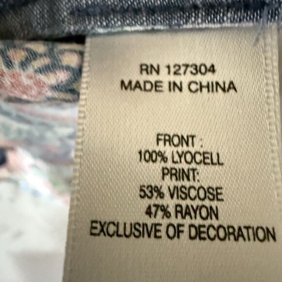 John Mark Top PM Petite Mixed Media Floral Long Sleeve M Boho Roll Tab Sleeve - Picture 7 of 8